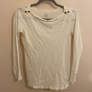 Woman’s White Top S